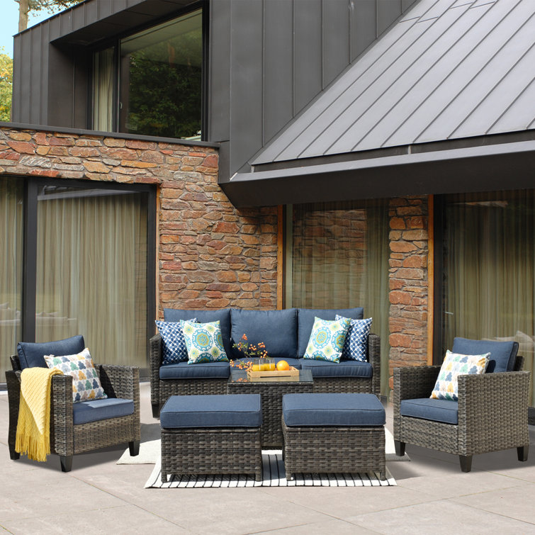 5 Person Outdoor Seating Group with Cushions